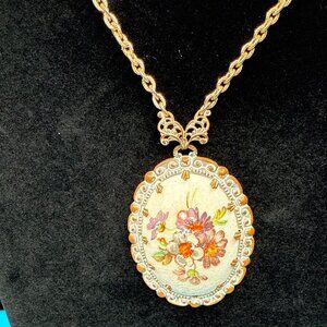 Vintage Cameo Style Multicolored Flower 1970's Necklace 25"